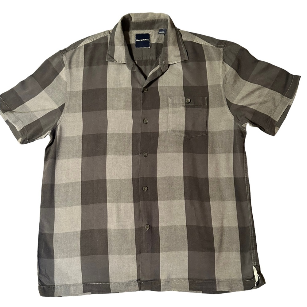 Tommy Bahama, extra large, 100% silk.